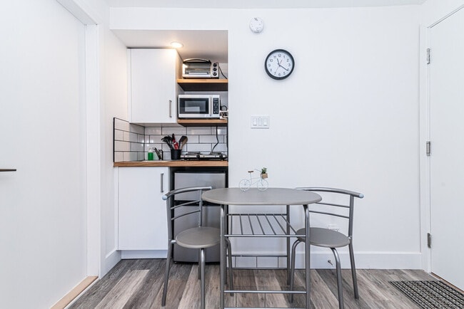 Photo du bâtiment - 1439 Rue Saint-André