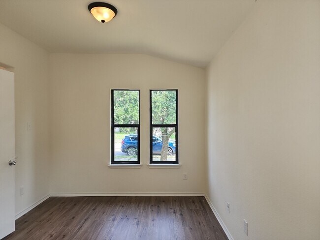 Foto del edificio - 704 Big Sur Trail
