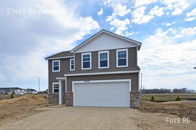 Building Photo - 23465 Ashbury Dr
