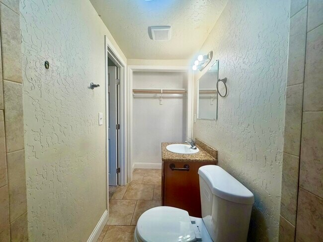 Foto del edificio - 1437 N San Pablo Ave
