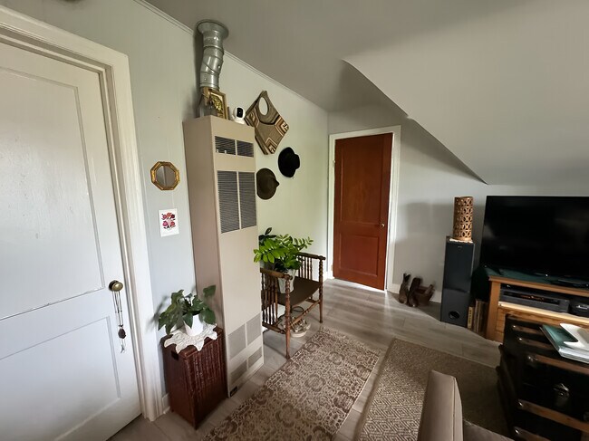 Foto del edificio - 1403 Columbus Ave