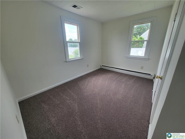Foto del edificio - 5498 Nor Bath Blvd