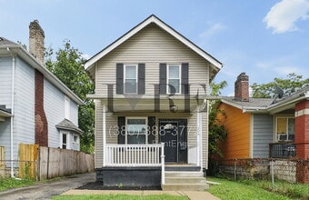 Building Photo - 274 S Richardson Ave