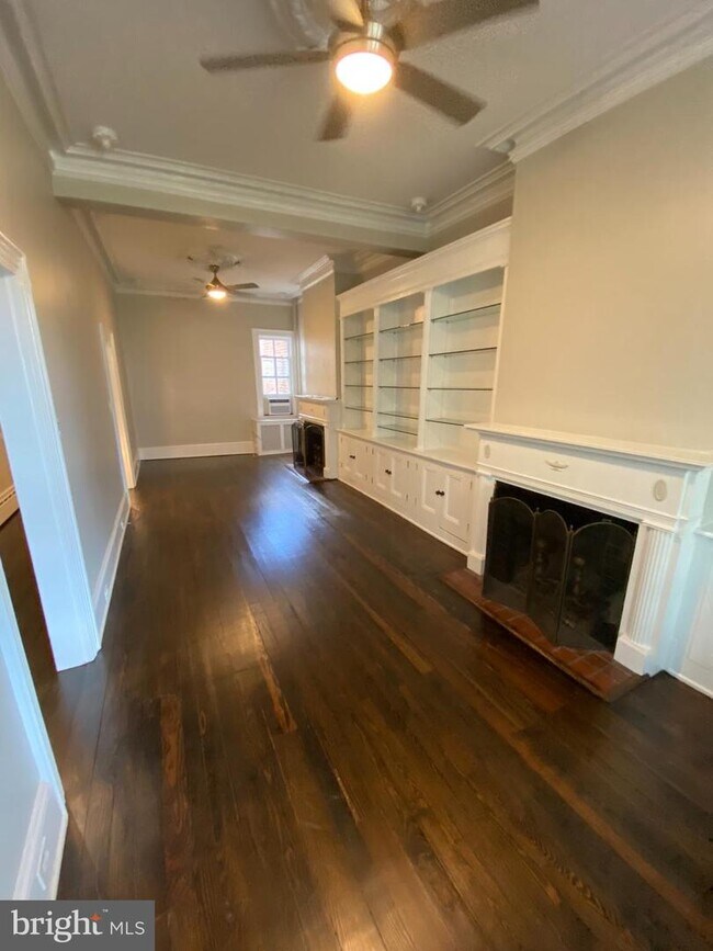 Foto del edificio - 122 3rd St SE