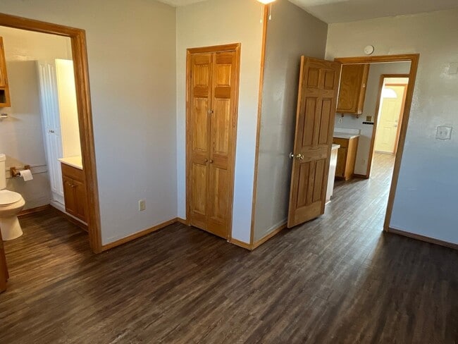 Building Photo - Coming Soon! 2209 1/2 NE 16th