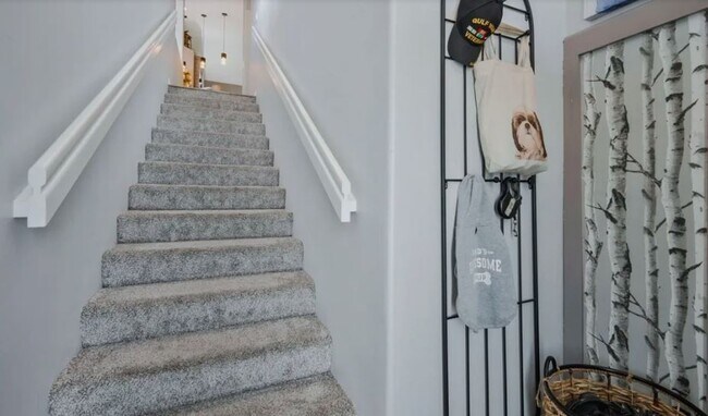 Foto del edificio - 9563 Hemingway Ln