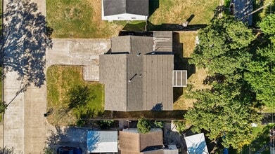 Building Photo - 3109 Fern St Building Photo - 3109 Fern St