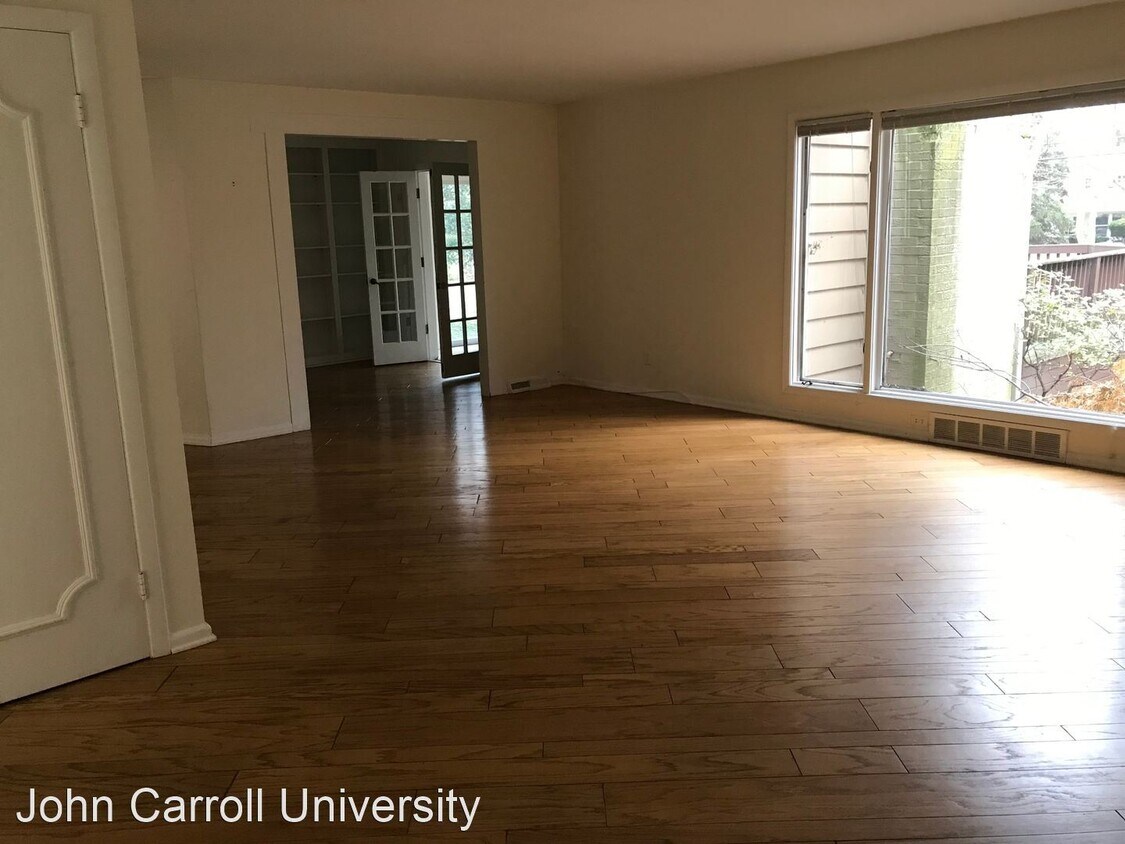 Foto principal - 4 br, 3 bath House - 2588 S. BELVOIR 2588