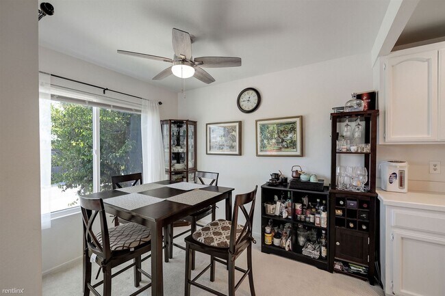 Foto del edificio - 2 br, 2 bath Condo - 20561 South Vermont A...