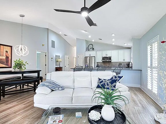 Foto del edificio - POLG