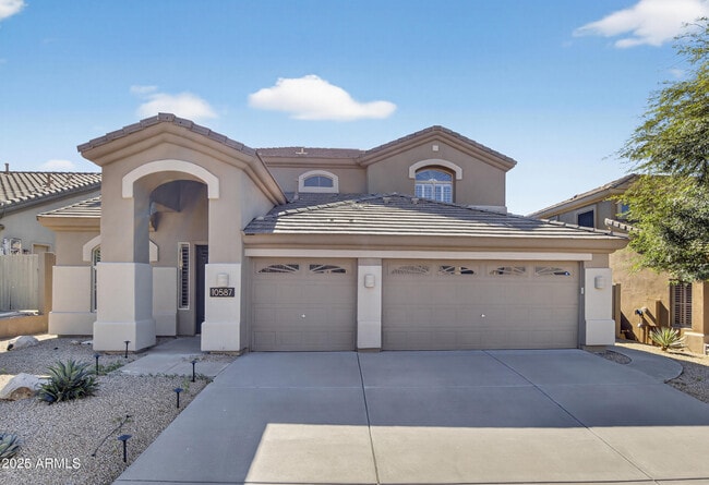 Foto del edificio - 10587 E Sheena Dr