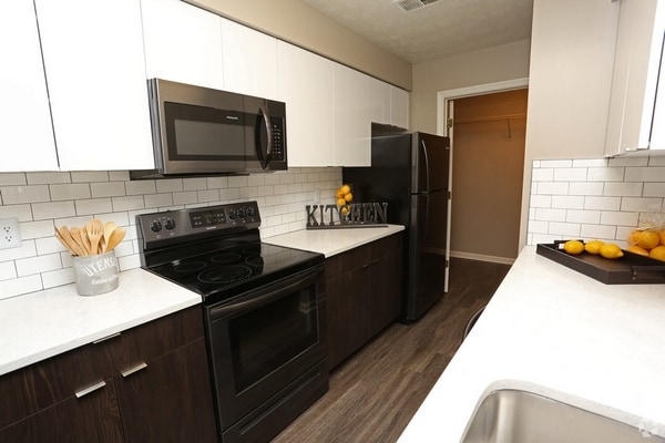 Building Photo - Shillito Park Apartments
