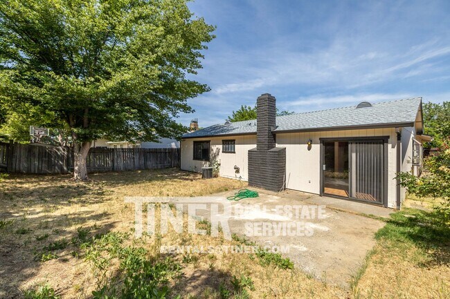Building Photo - 8121 Rattan Way