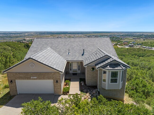 Building Photo - 5211 Bancroft Heights
