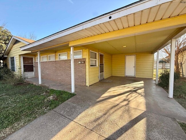 Foto del edificio - 4131 Moffett Ave