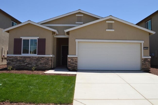 Building Photo - 4284 Lasalle Dr