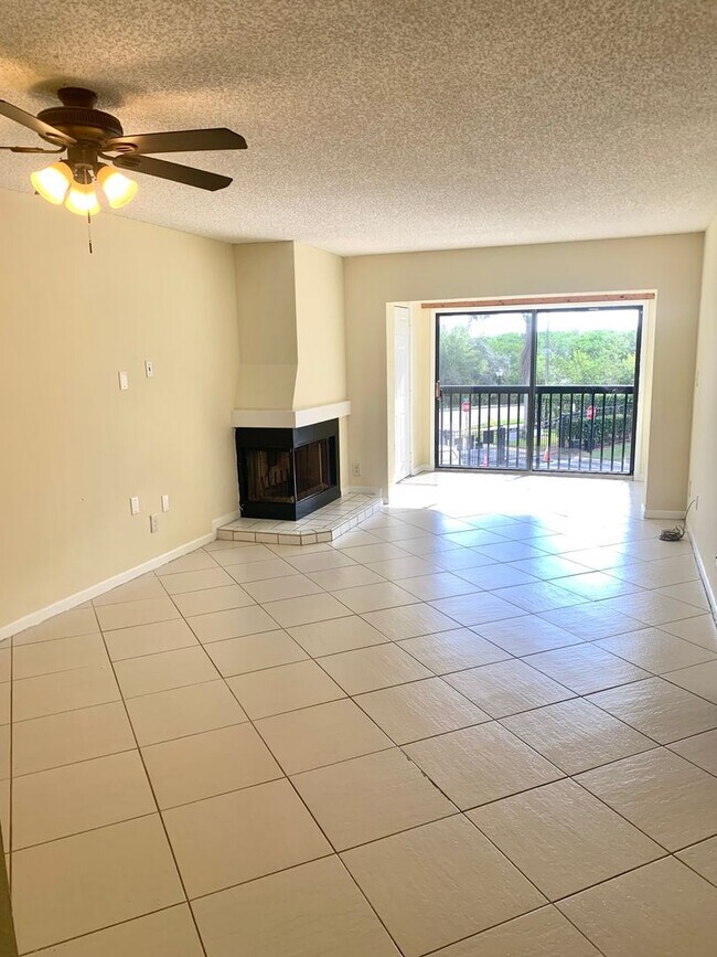 1905 Oyster Catcher Ln Unit 1905 Oyster Catcher Ln, Clearwater, FL