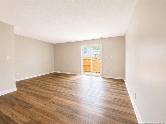 Building Photo - 1422 Tangora Ln