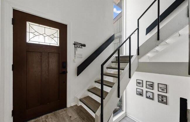 Foto del edificio - 514 Demarett Dr