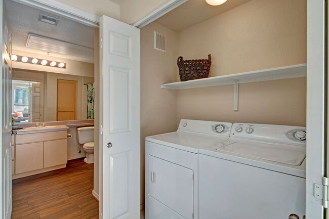 Sonoma Landing In-Unit Washer and Dryer - Sonoma Landing