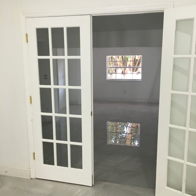 Building Photo - 1201 SW 74th Ct