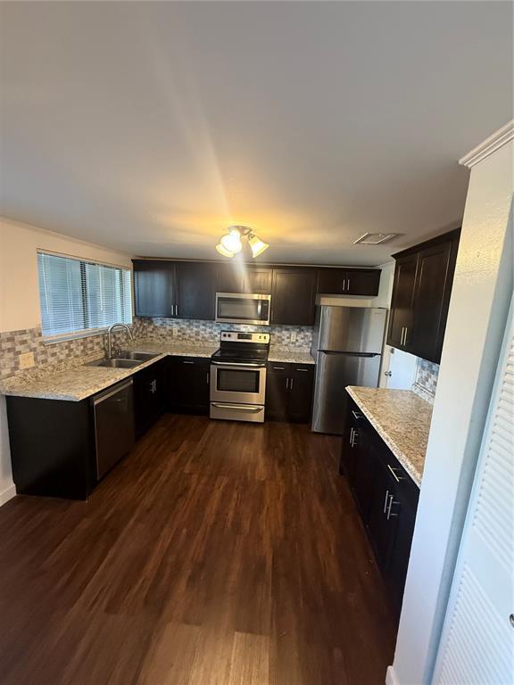 Foto del edificio - 5224 Gate Lake Rd
