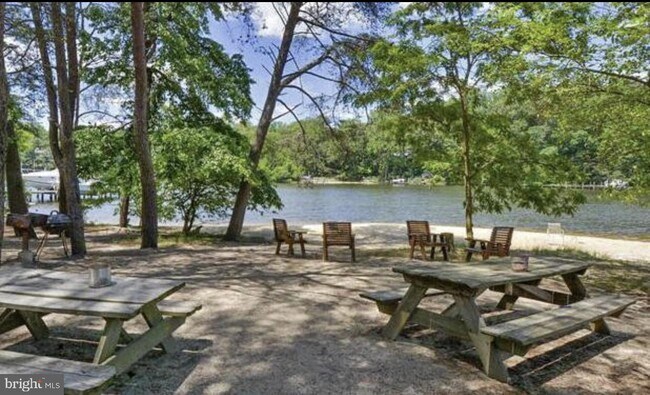 Building Photo - 1057 Plum Creek Dr