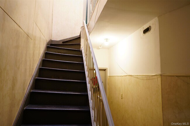 Building Photo - 117-06 Jamaica Ave