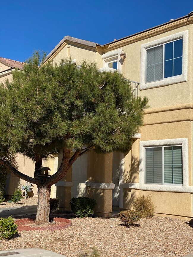 Foto del edificio - 2 Story 2 brm 2 1/2 bath 1 car garage home