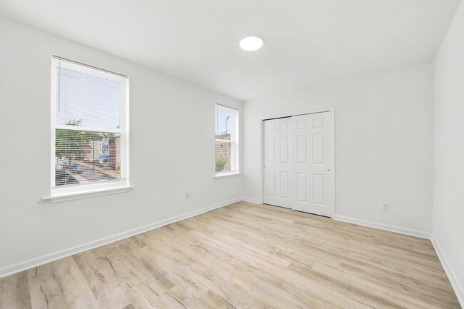 Photo - 1924 W Westmoreland St House