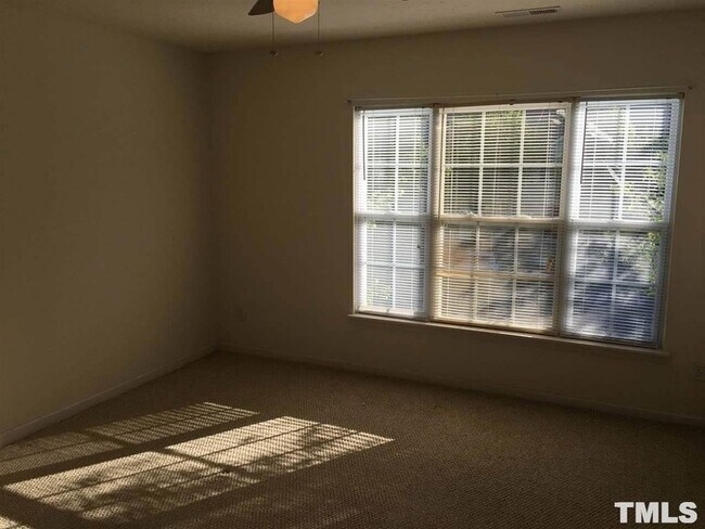 Foto del edificio - 3358 Tarleton W