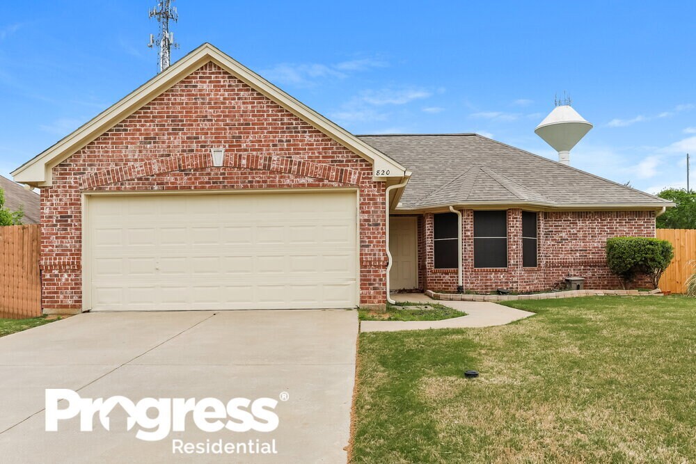 820 Greenview Ct, Aubrey, TX 76227 House Rental in Aubrey, TX
