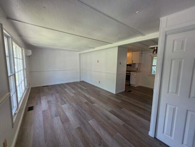 Foto del edificio - 3 Bedroom 1.5 Bathroom Single Family Home in Aberdeen, MD
