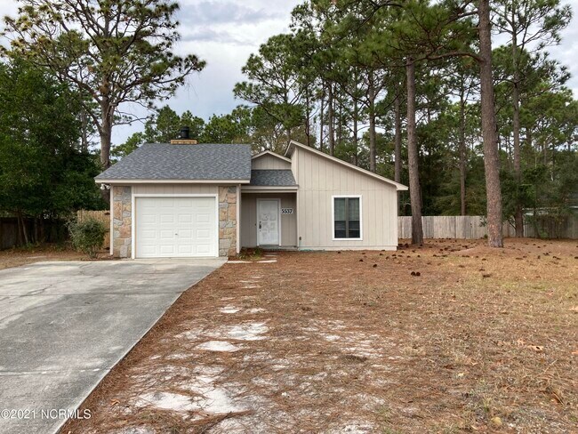 Building Photo - 5537 Eagles Nest Dr