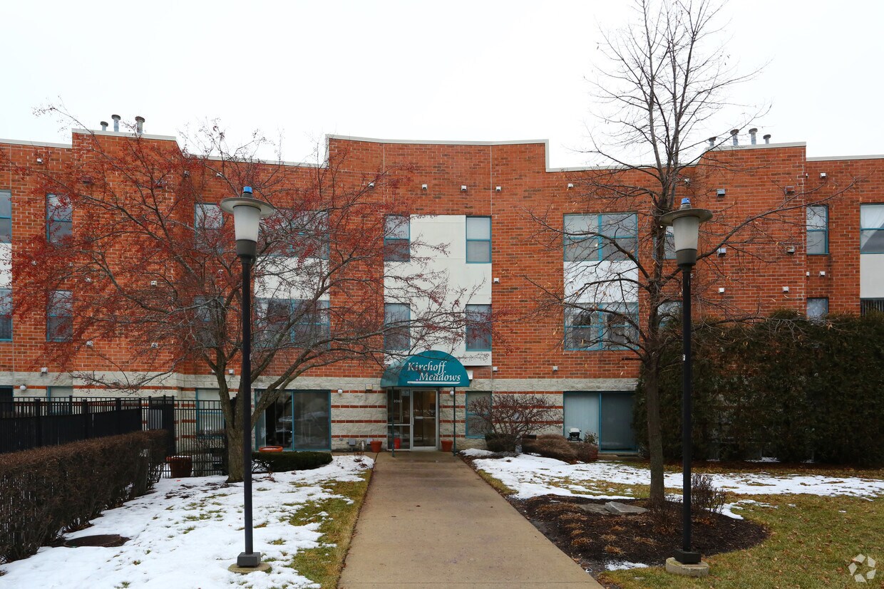 Kirchoff Meadows Apartments Rolling Meadows, IL