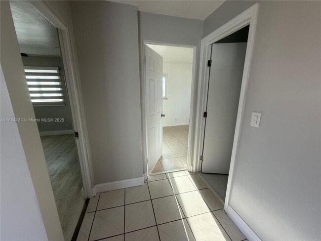Foto del edificio - 2 bedroom in Hollywood FL 33023