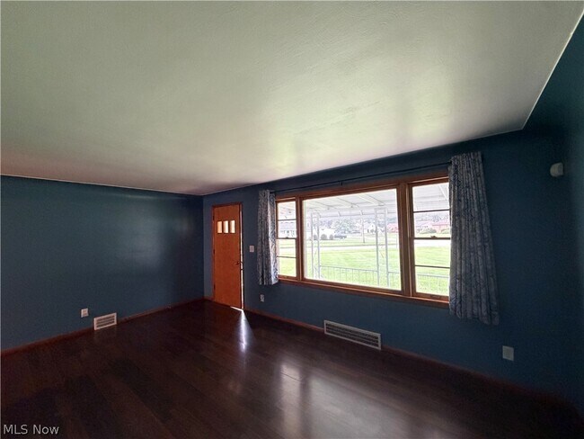 Foto del edificio - 3135 Estates Cir