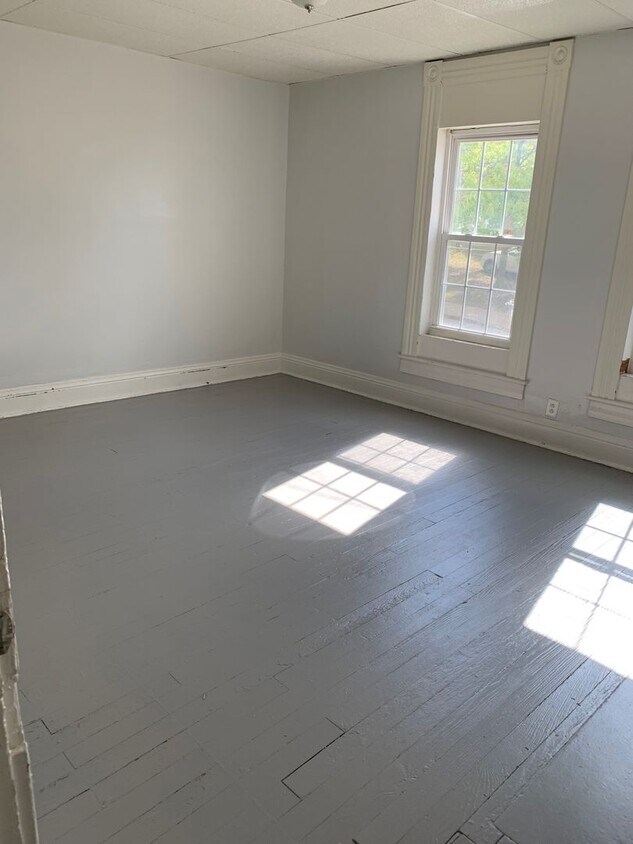Primary Photo - 3 Bedroom 1 Bath