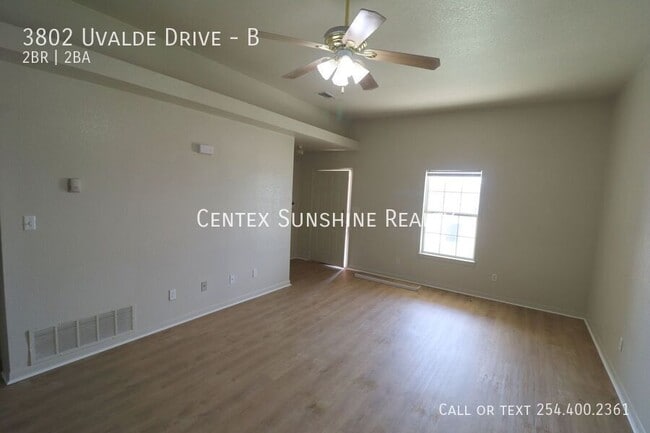 Building Photo - 3802 Uvalde Dr