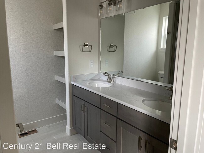 Building Photo - 3 br, 2 bath House - 7635 Three Hearts Trail