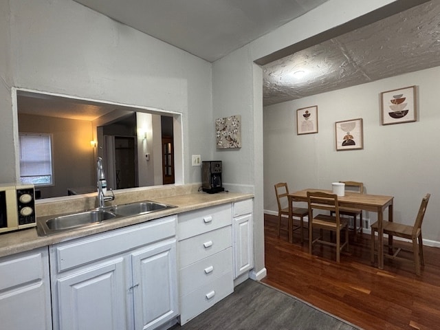 Dining Area - 2259 Potomac Ave