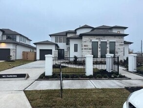Building Photo - 9015 Orchard Cv