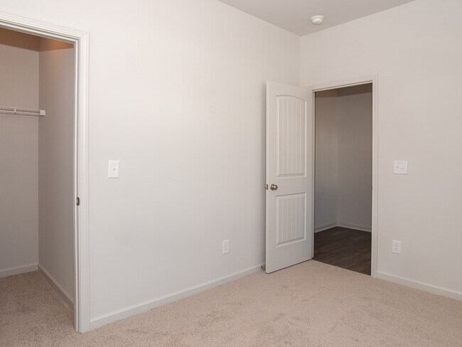 Building Photo - 2480 Ashton Park Ln