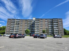 Building Photo - 155 Mystery Lake Dr