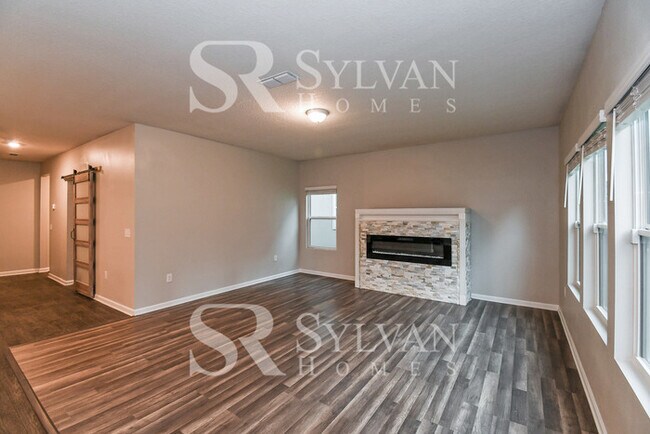 Foto del edificio - Beautiful 4BR 2.5BA Home