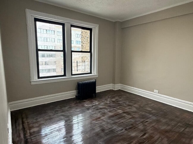 Building Photo - 157 S Harrison St