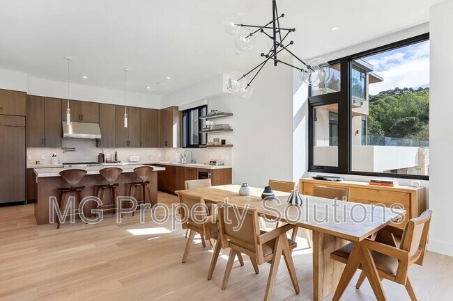 Foto del edificio - 9 Oak Shore Dr