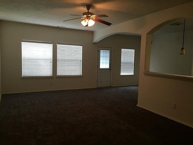 Building Photo - 15835 Misty Loch Ln