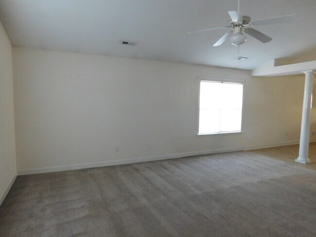 Building Photo - 403 Elsmore Drive - Craeberne Forest Subdi...