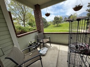 Building Photo - 33 S Boulder Cir